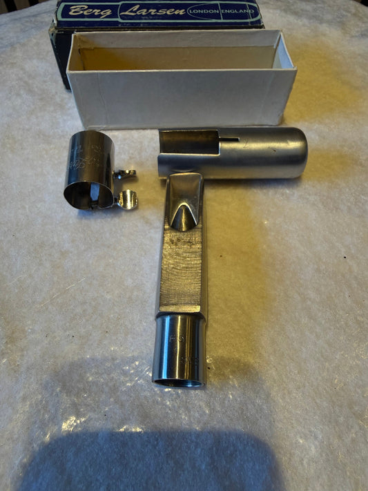 Berg Larsen alto mouthpiece disassembled with ligature and cap