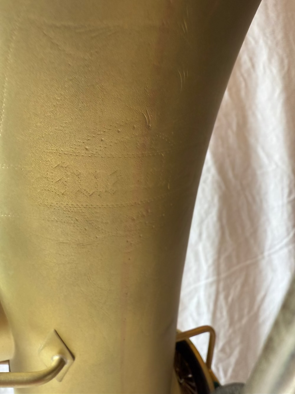 Buescher True Tone tenor saxofoon gravure
