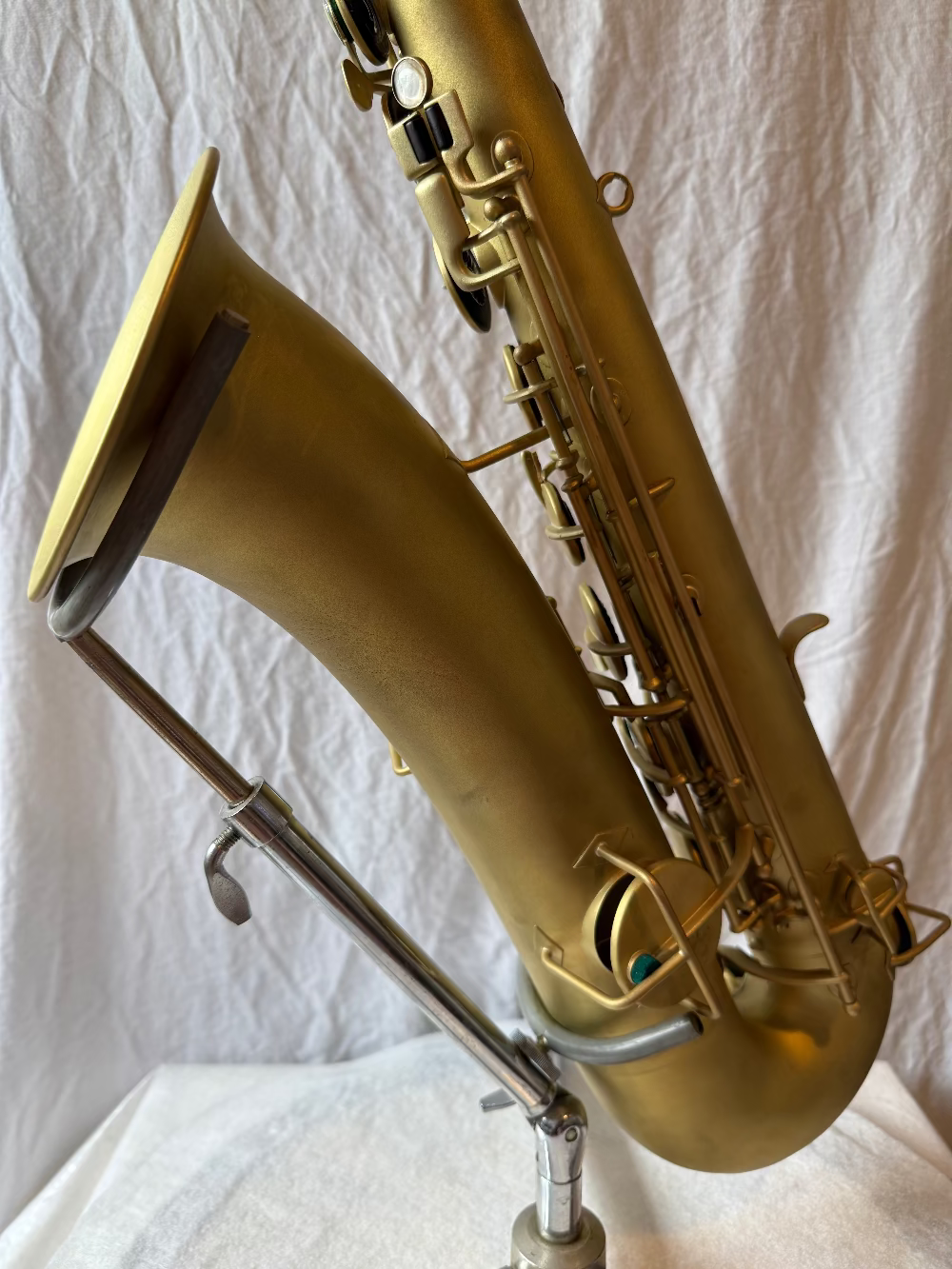 Buescher True Tone tenor saxofoon linkerzijde