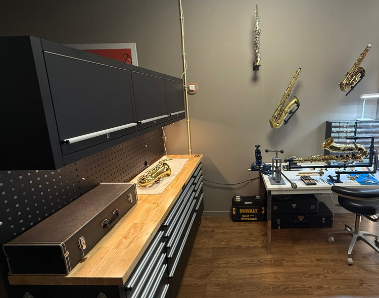 De werkplaats van Special Sax in Haarlem