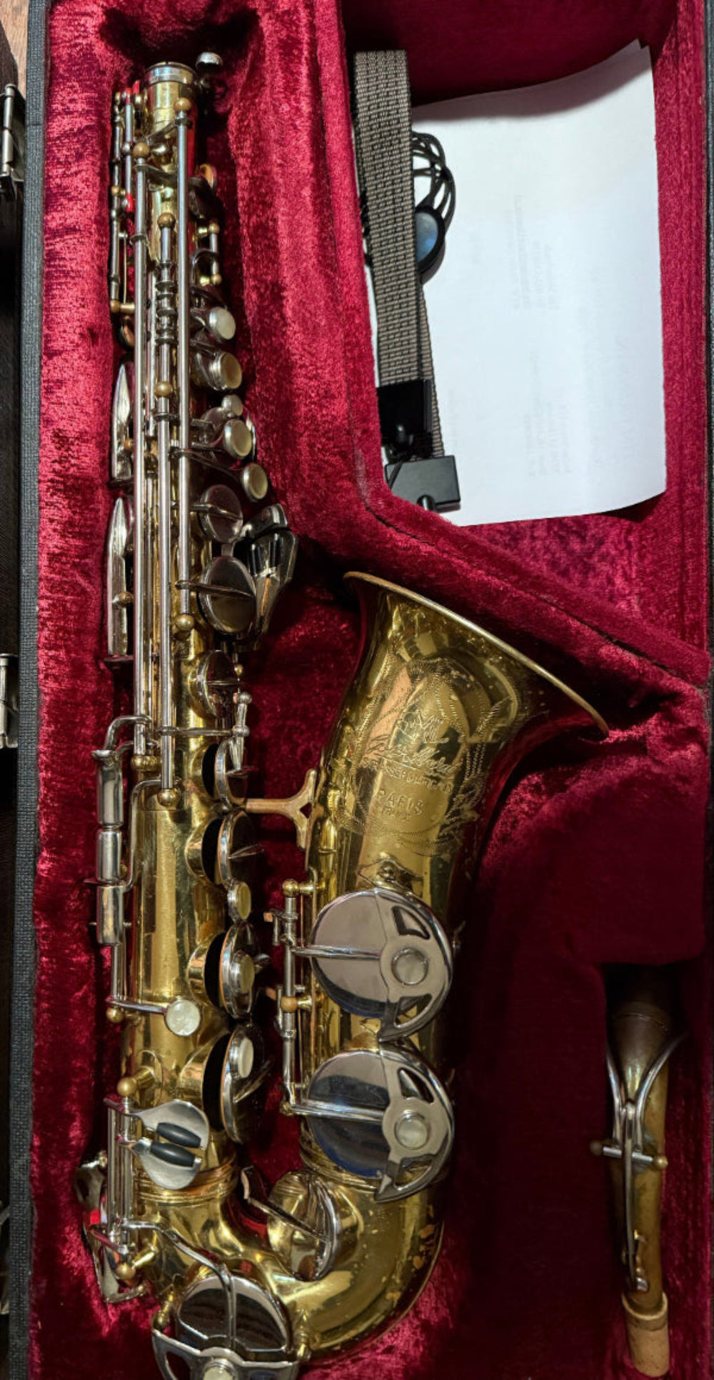 SML Gold Medal II altsaxofoon in originele vintage saxofoonkoffer
