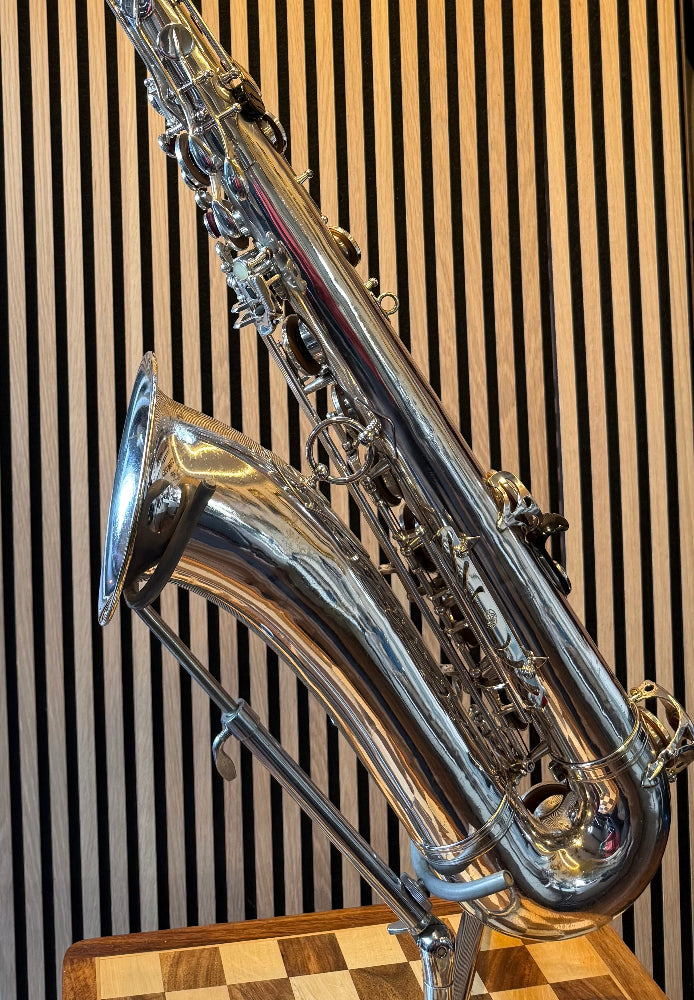 Een verzilverde Selmer Mark VI tenor saxofoon met een verhaal