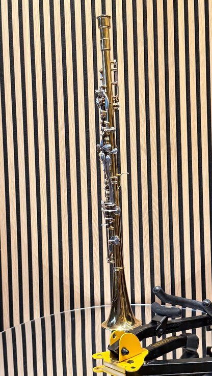 Front left angle of Orsi professional steel Bb clarinet