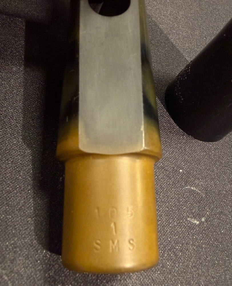 Underside and table of the Berg Larsen ebonite tenor saxophone mouthpiece