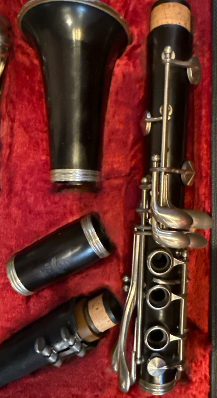 SML 5 Star wooden Bb clarinet with original mouthpiece and vintage hard case