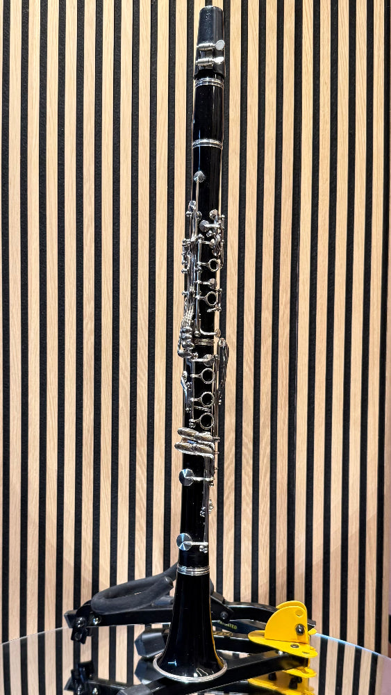 Yamaha YCL-24 Bb clarinet front view