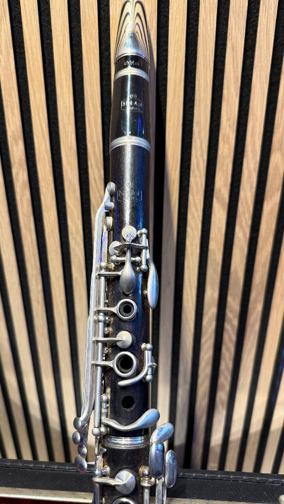 Upper joint and silver-plated keys of Noblet Paris clarinet