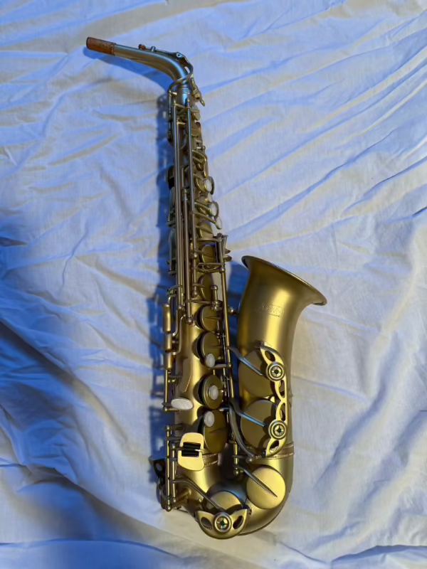 Adams-alt-saxofoon-front