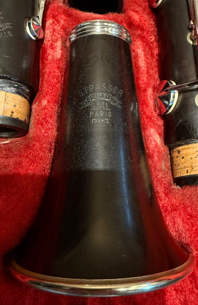 Bell of the SML Strasser Paris Bb clarinet