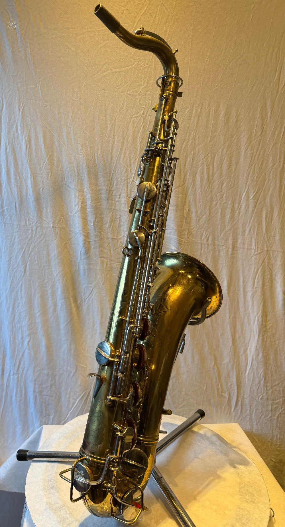 Conn tenor saxofoon 16M 1959 achterzijde