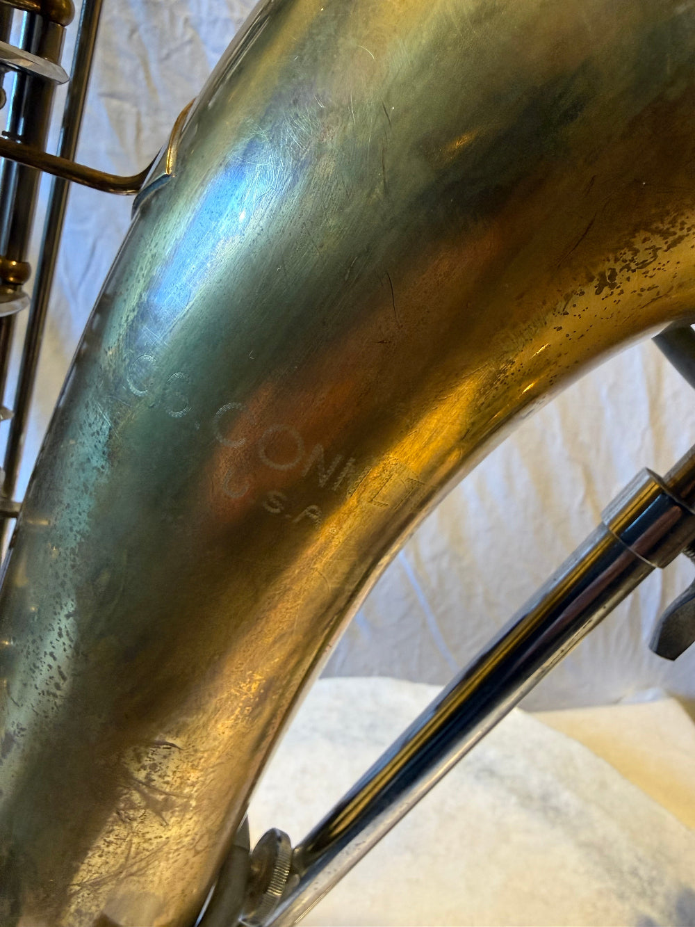 Conn tenor saxofoon 16M 1959 gravure