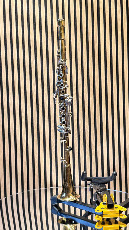 Right side view of Orsi professional steel Bb clarinet