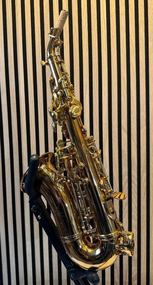 Gebogen sopraan saxofoon merkoos links