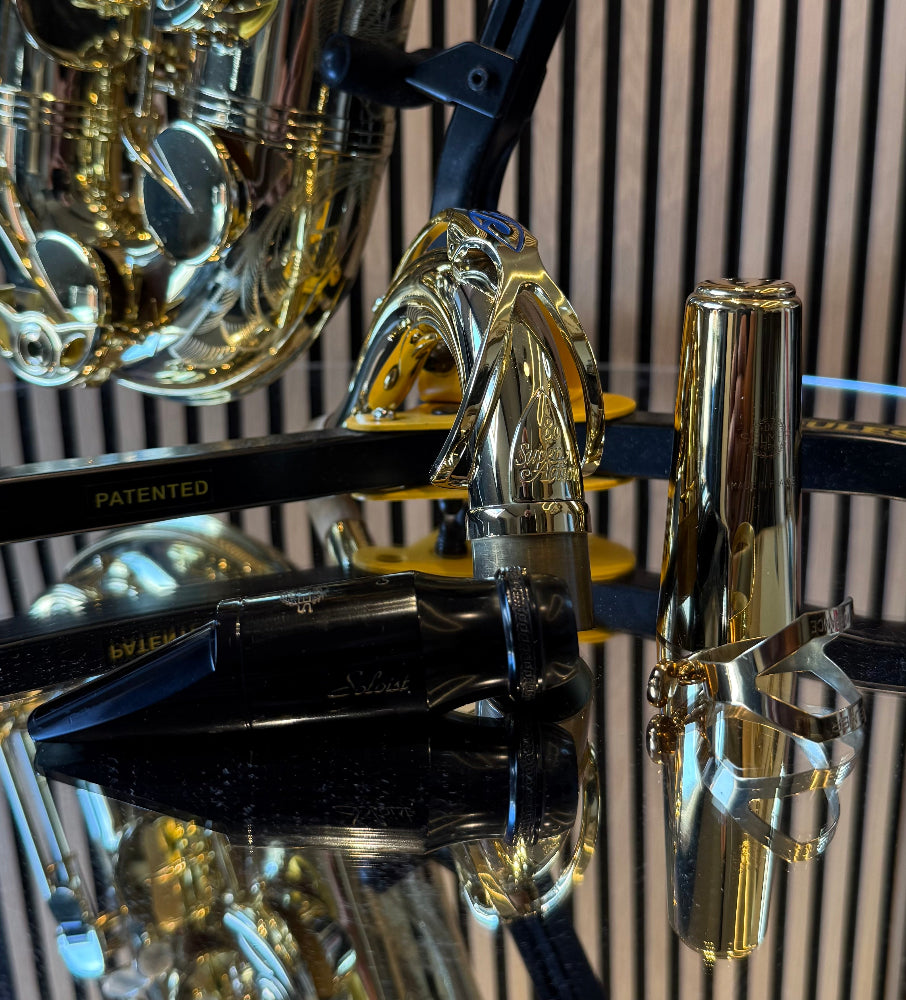 Selmer Super Action 80 Series II tenor saxophone – original neck with Selmer Soloist C* mouthpiece, ligature and mouthpiece cap
