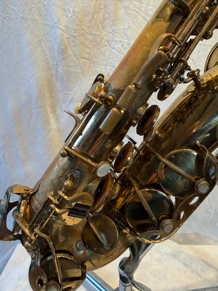 Noblet Vito al saxofoon bediening rechts