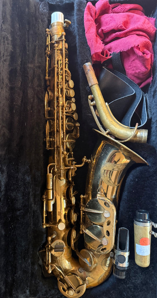 Noblet Vito al saxofoon in koffer