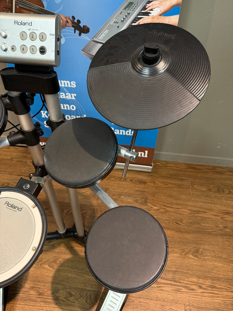 Roland HD-1 V-Drums electronic drum kit angled view