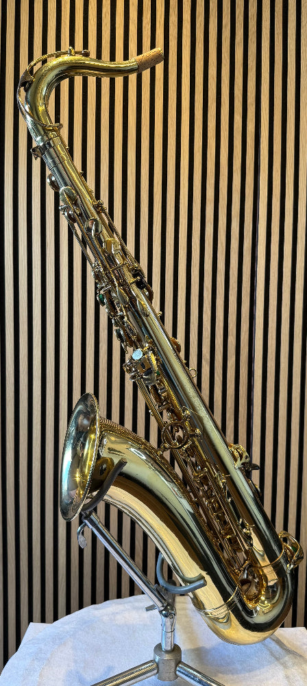 Selmer Super Action 80 Series I tenor saxophone full front view
