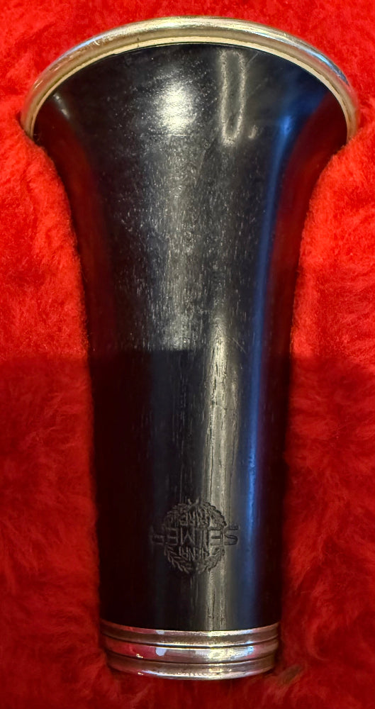 Selmer clarinet bell engraving close-up Paris logo