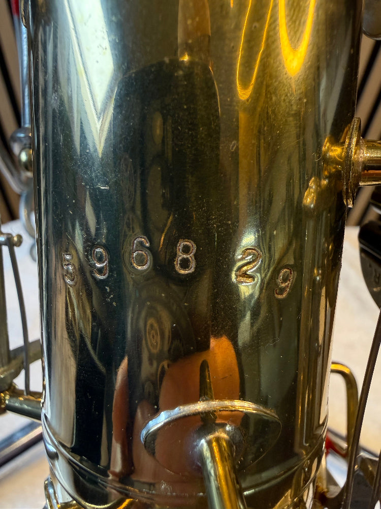 Serienummer van de Buescher Aristocrat alt saxofoon
