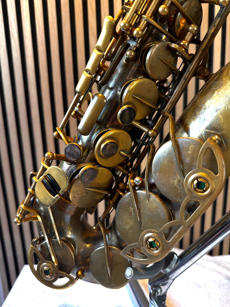 System 54 alto saxophone lower keys and keyguards detail