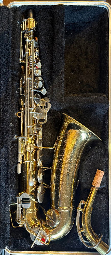 Vintage Buescher Aristocrat alt saxofoon in originele koffer