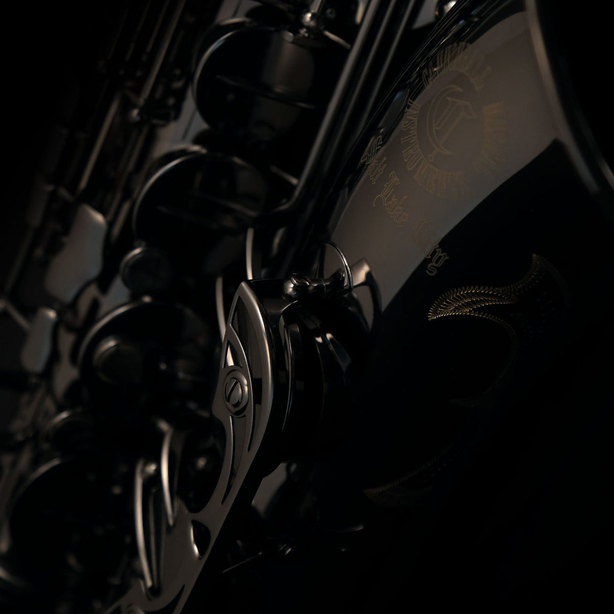 Cannonball B5-B baritone saxophone – Polished Black Nickel