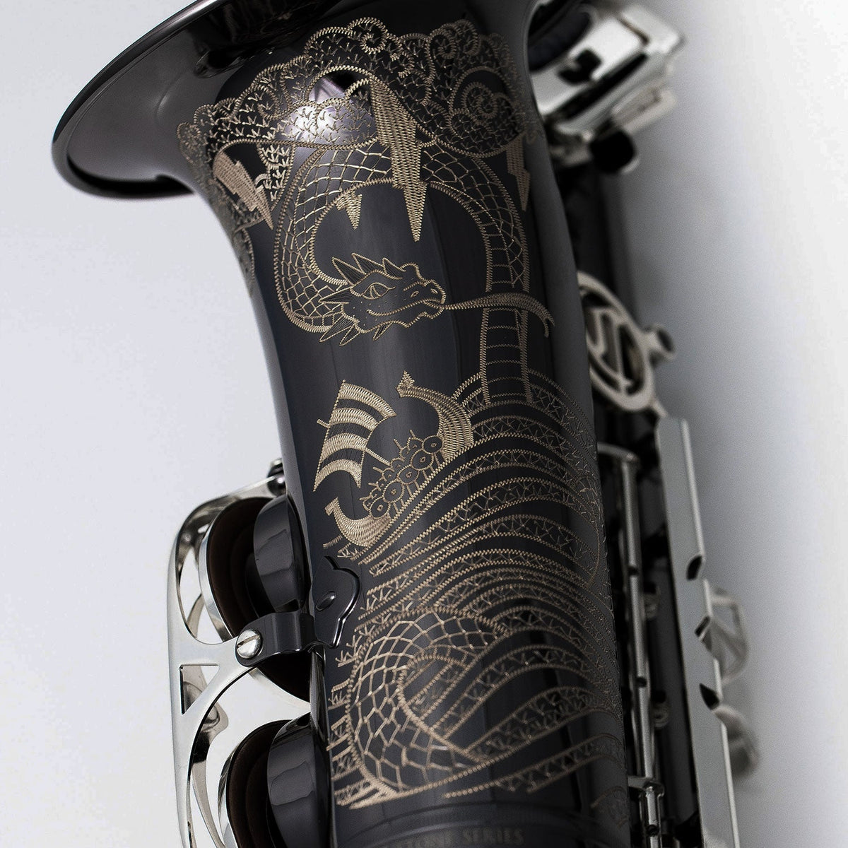 Cannonball T5-BS tenor saxophone – Black Nickel / Silver-Plated Keys