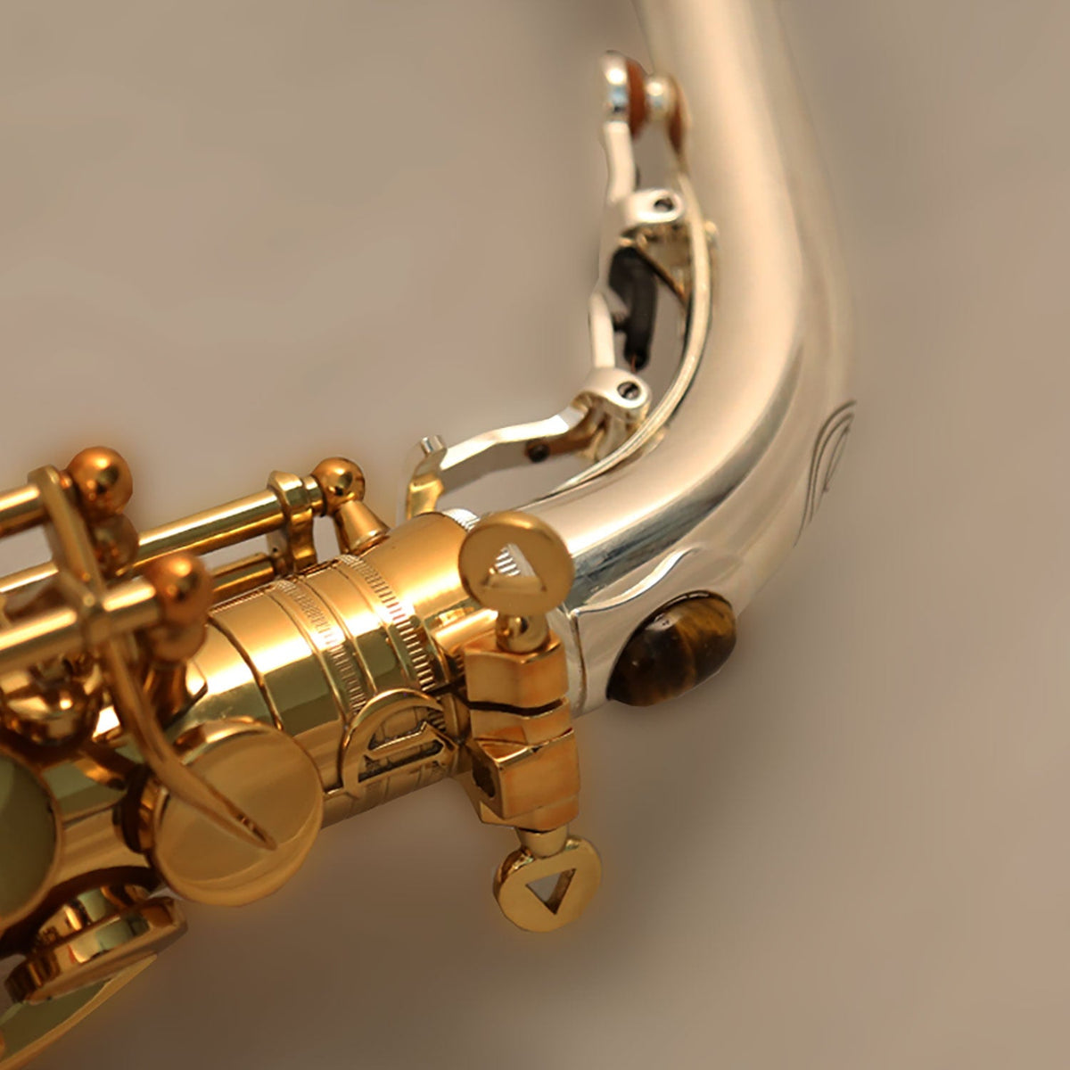 Cannonball T5-L tenor saxophone – Rich Gold Lacquer