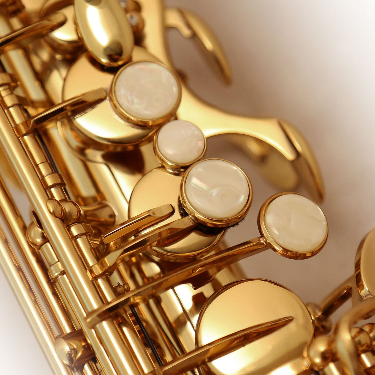 Cannonball AA-L alto saxophones – Rich Gold Lacquer
