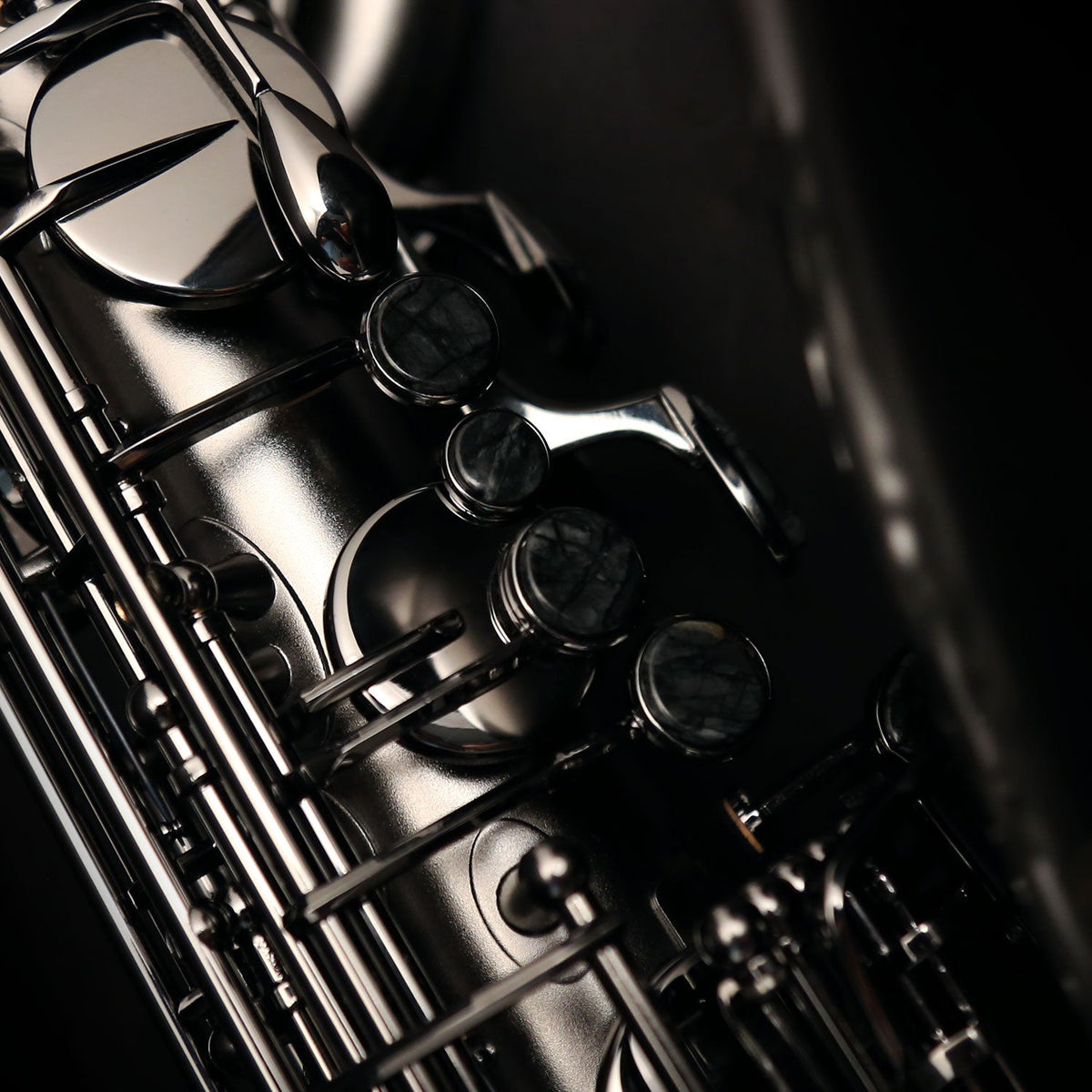 Cannonball B5-B Ice B baritone saxophone – The Raven® Iced Black