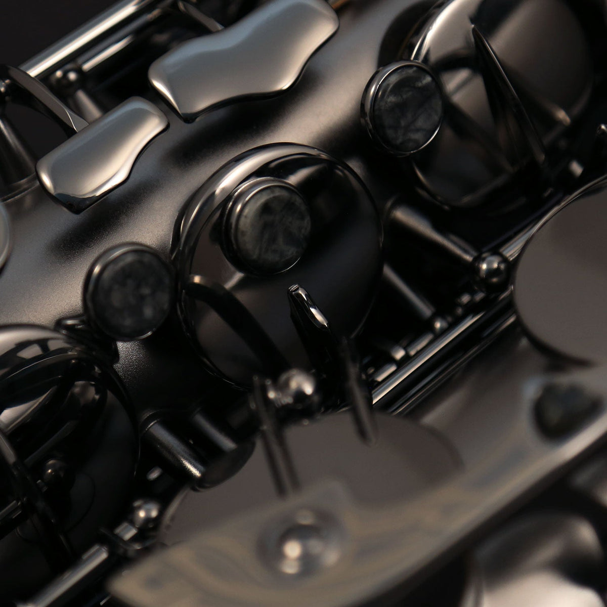 Cannonball S5-B Ice B soprano saxophone – The Raven® Iced Black