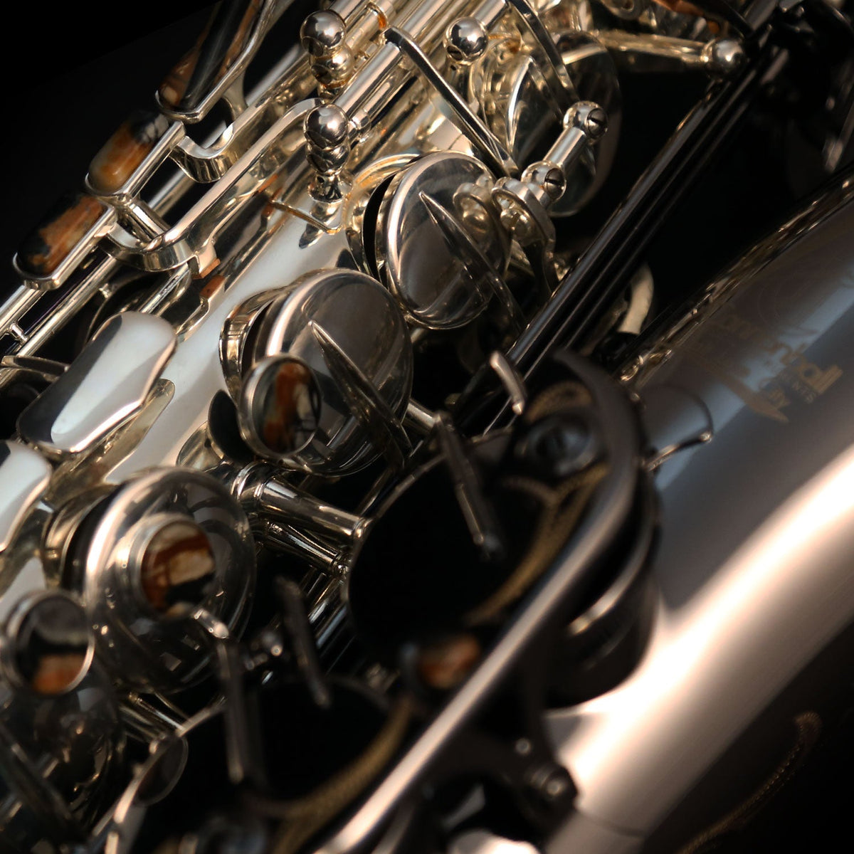 Cannonball GT5-SB tenor saxophone – Silver-Plated Body / Black Nickel Bell & Bell Keys