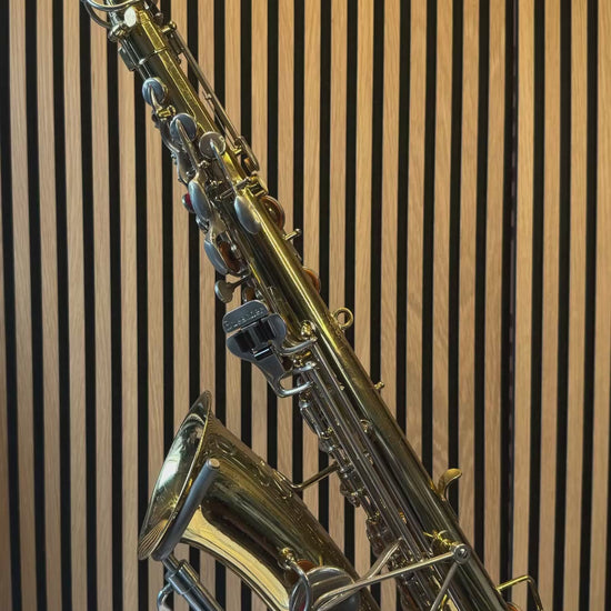 Video van een vintage Buescher Aristocrat alt saxofoon uit de USA, professioneel gereviseerd door Special Sax